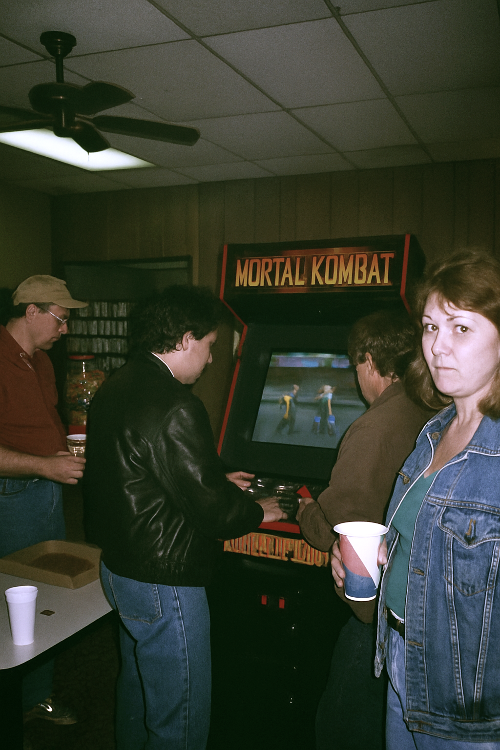 Mortal Kombat controversy era second image