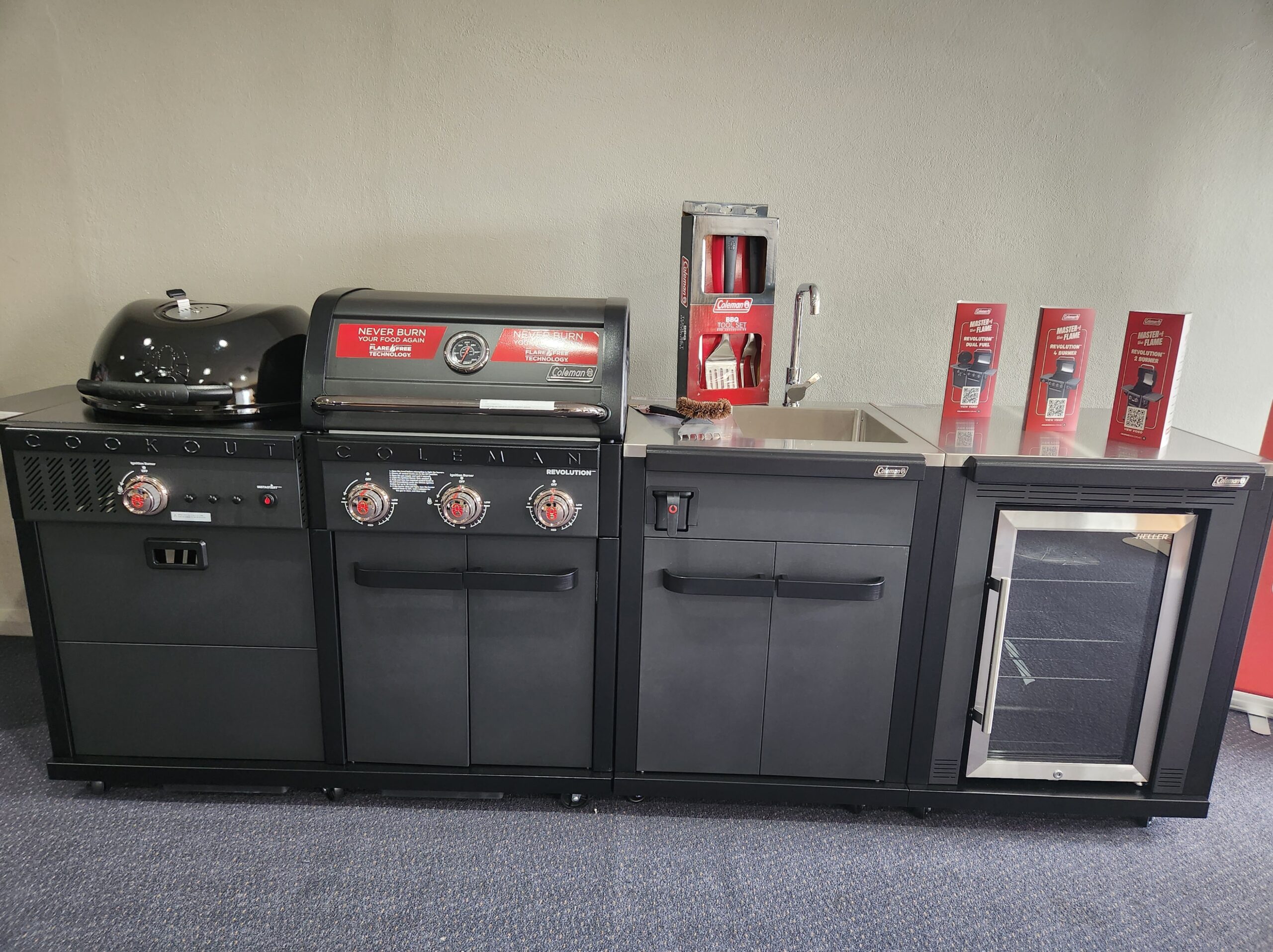 Coleman Revolution Dual Fuel BBQ - Black Matte