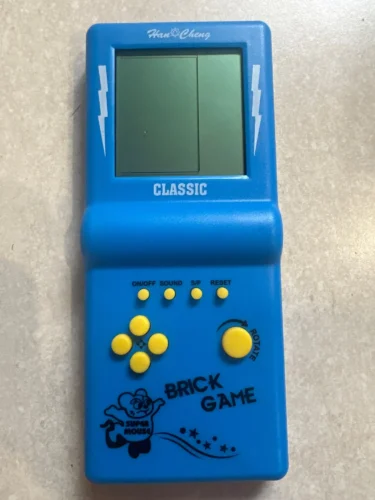 Retro Mini Brick-Style Handheld Gaming Console – Portable Multi-Game System photo review