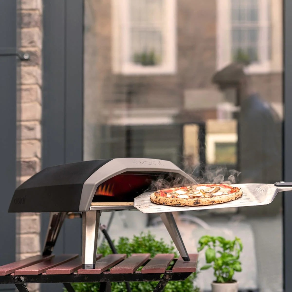 Ooni Koda 12 Portable Gas Fired Pizza Oven