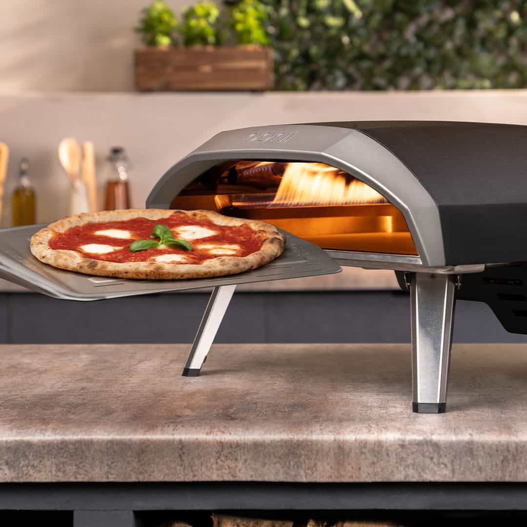 Ooni Koda 16 Portable Gas Fired Pizza Oven