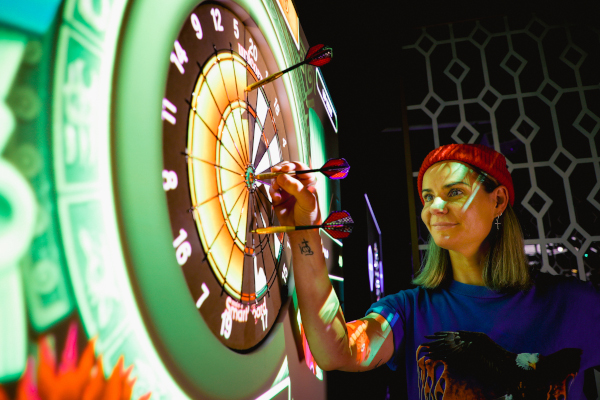Sega Amusements Partners with 501 Entertainment on SMARTS AR Darts