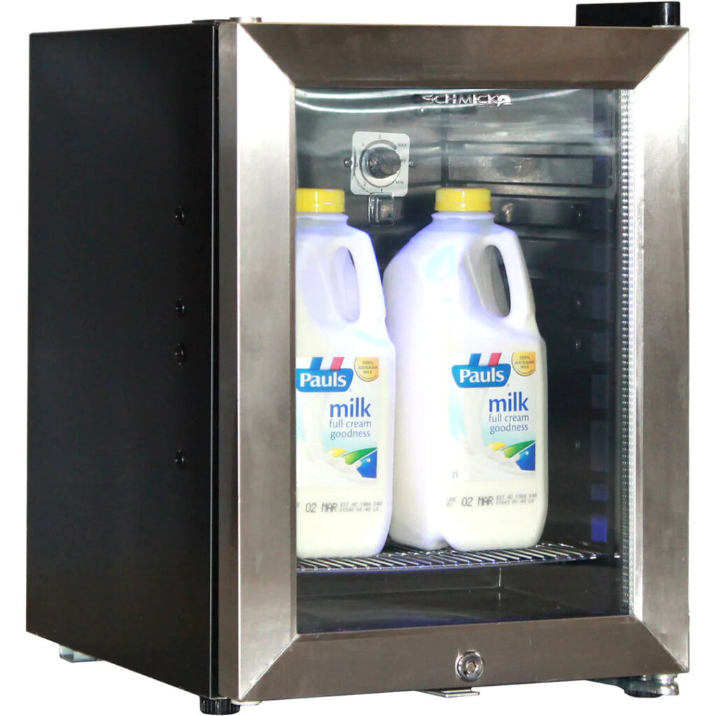 Mini Bar Fridge Made For Milk Storage With Coffee Machines 23L