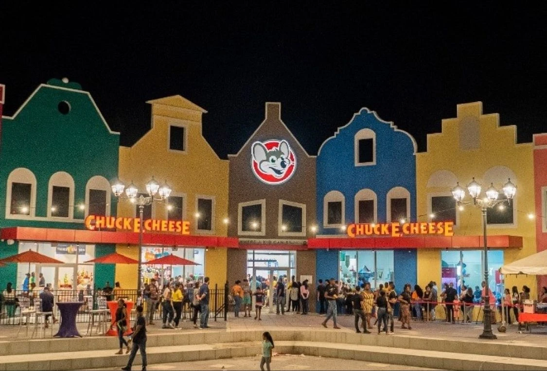 Chuck E. Cheeses Suriname
