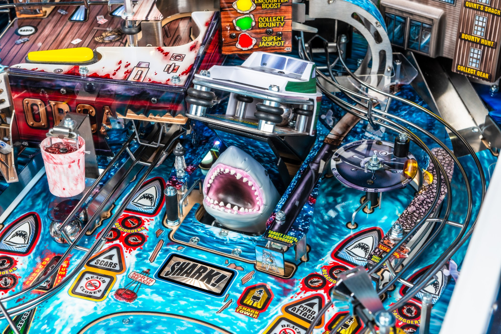 Stern Pinball Unveils JAWS Pinball Machine