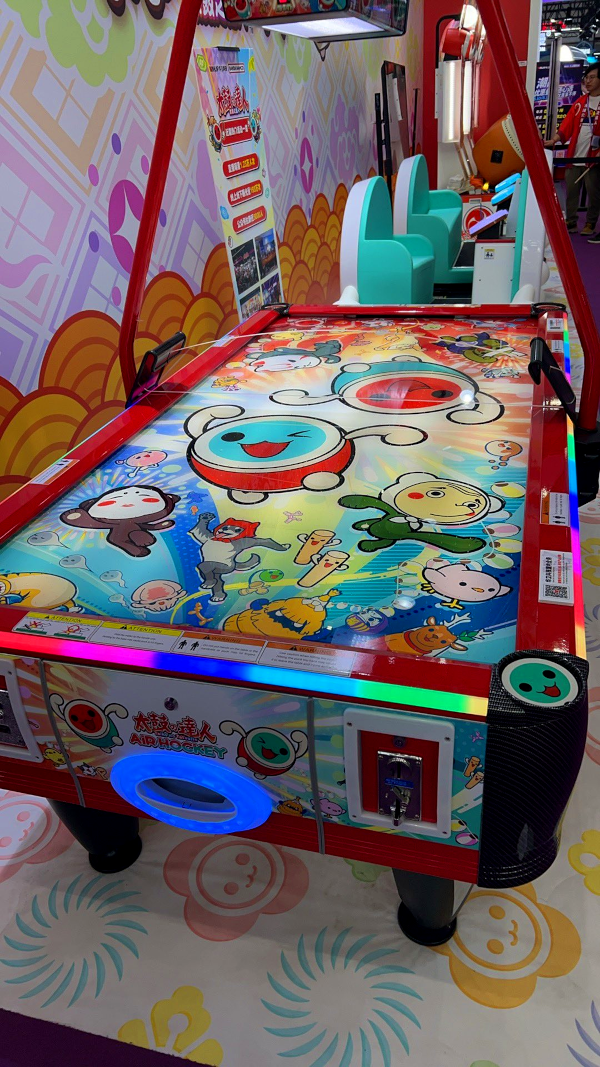 Taiko No Tatsujin air hockey table by Bandai Namco