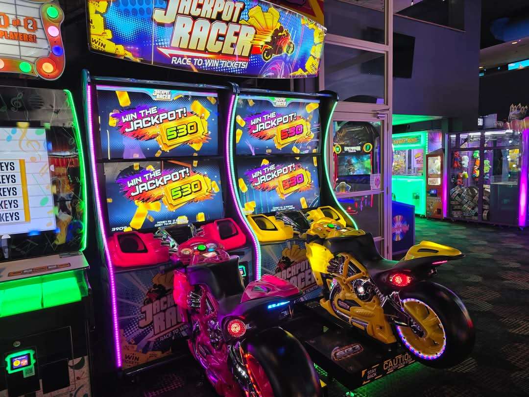 Jackpot Racer on test by Raw Thrills