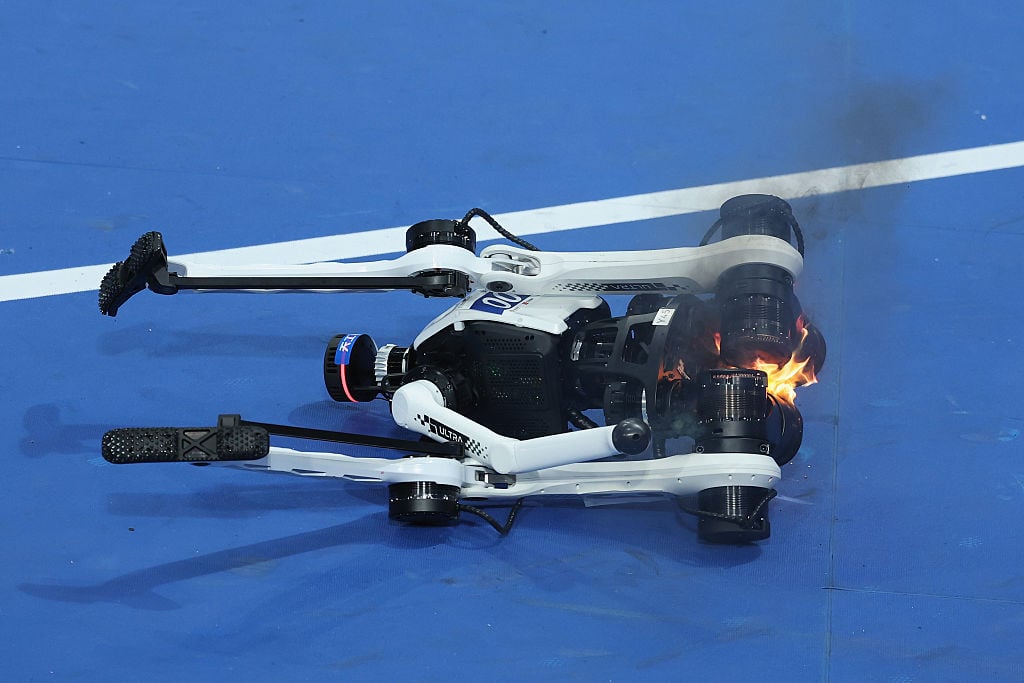 Humanoid Robot Games Deliver Speed, Slapstick and Smoke
