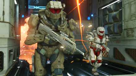 Two players in Halo Infinite running towards the camera.
