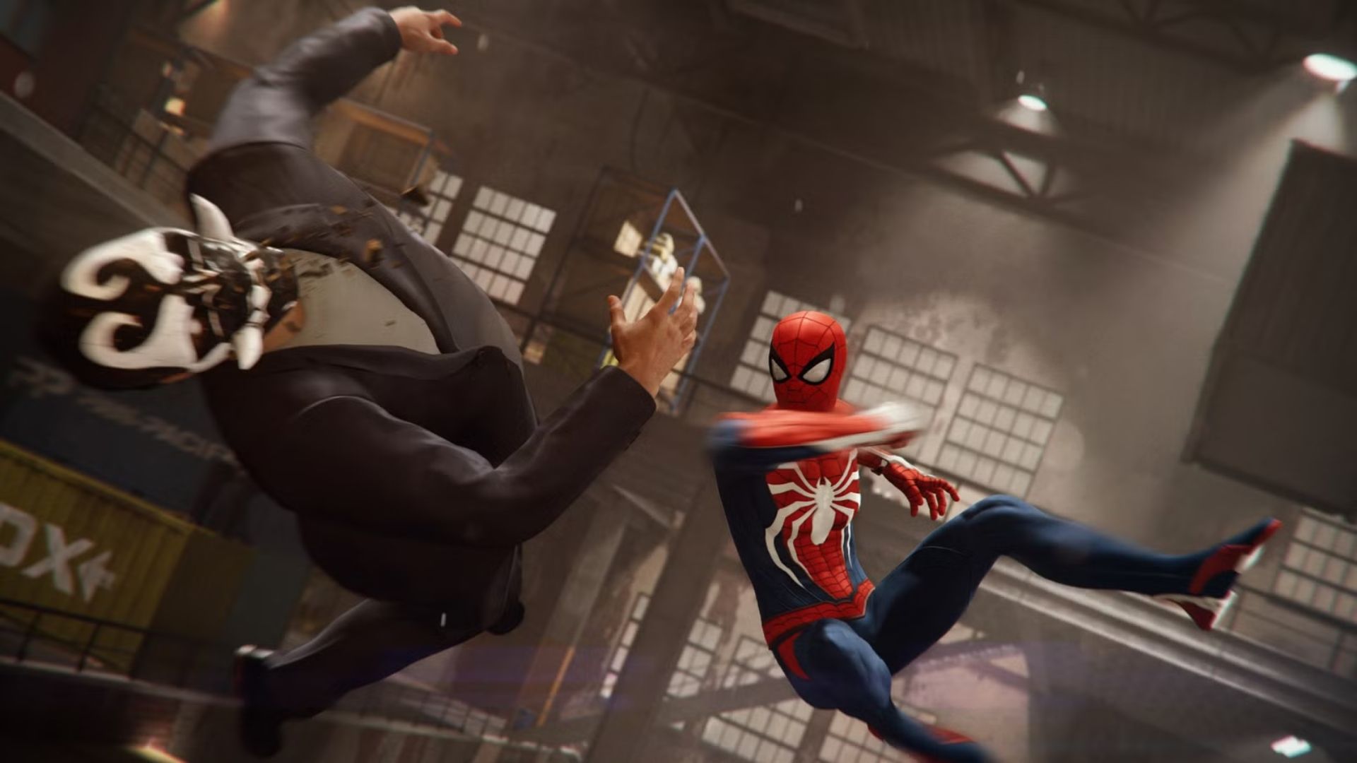 Spider-Man Cosplayer Confronts Racist Protesters in Minneapolis