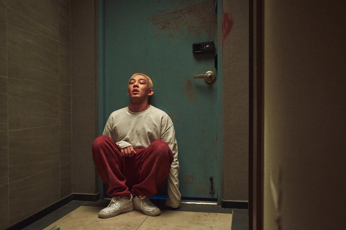 Alive-2020-Yoo-Ah-in-2