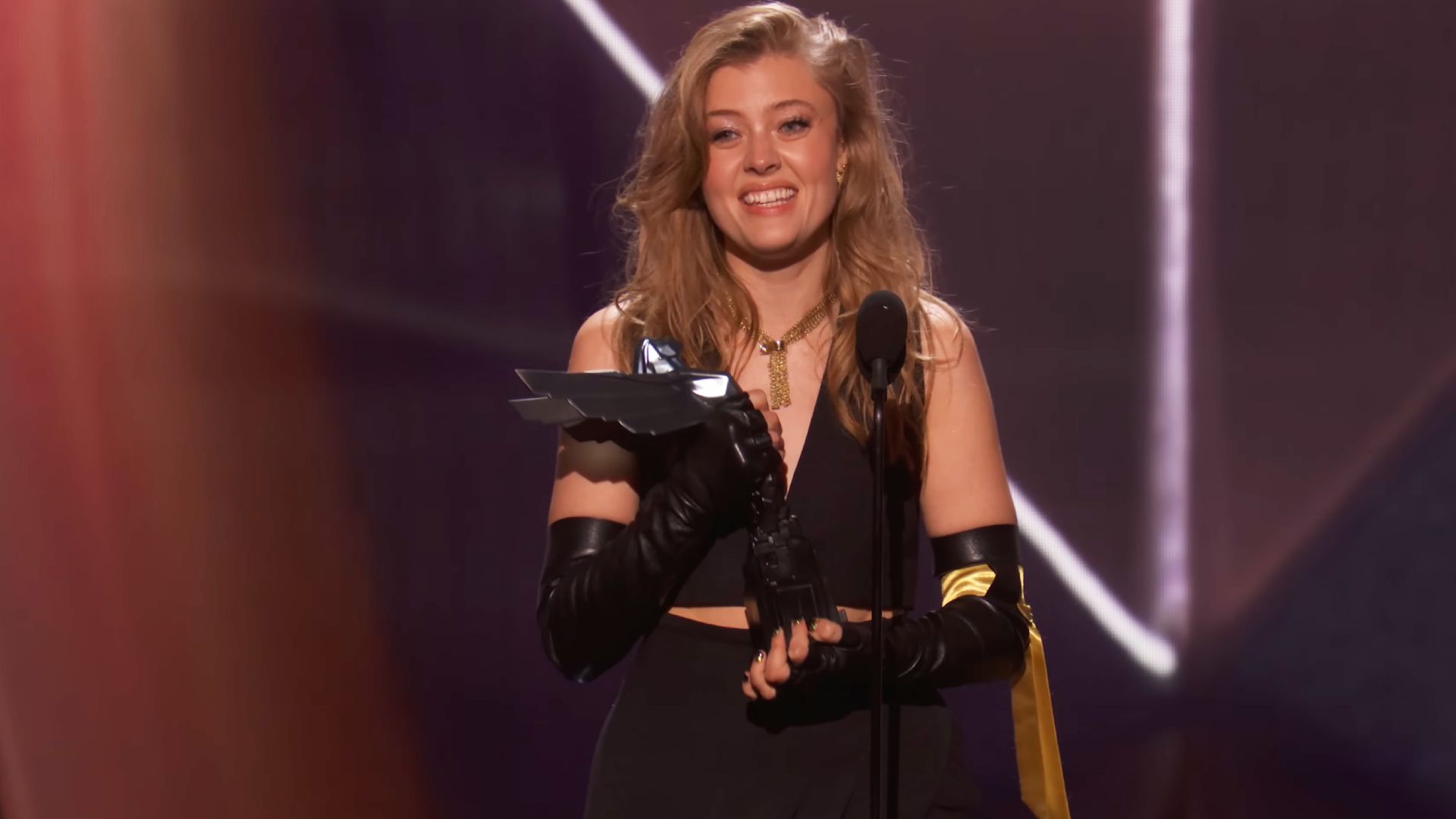 Voice actress Jennifer English (Clair Obscur) accepts her award for Best Performance at The Game Awards 2025.