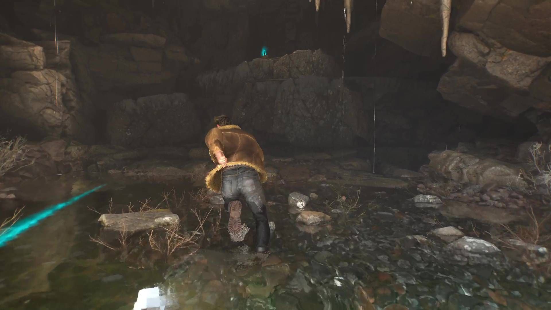 Logan inside a cave in Marvel's Wolverine.