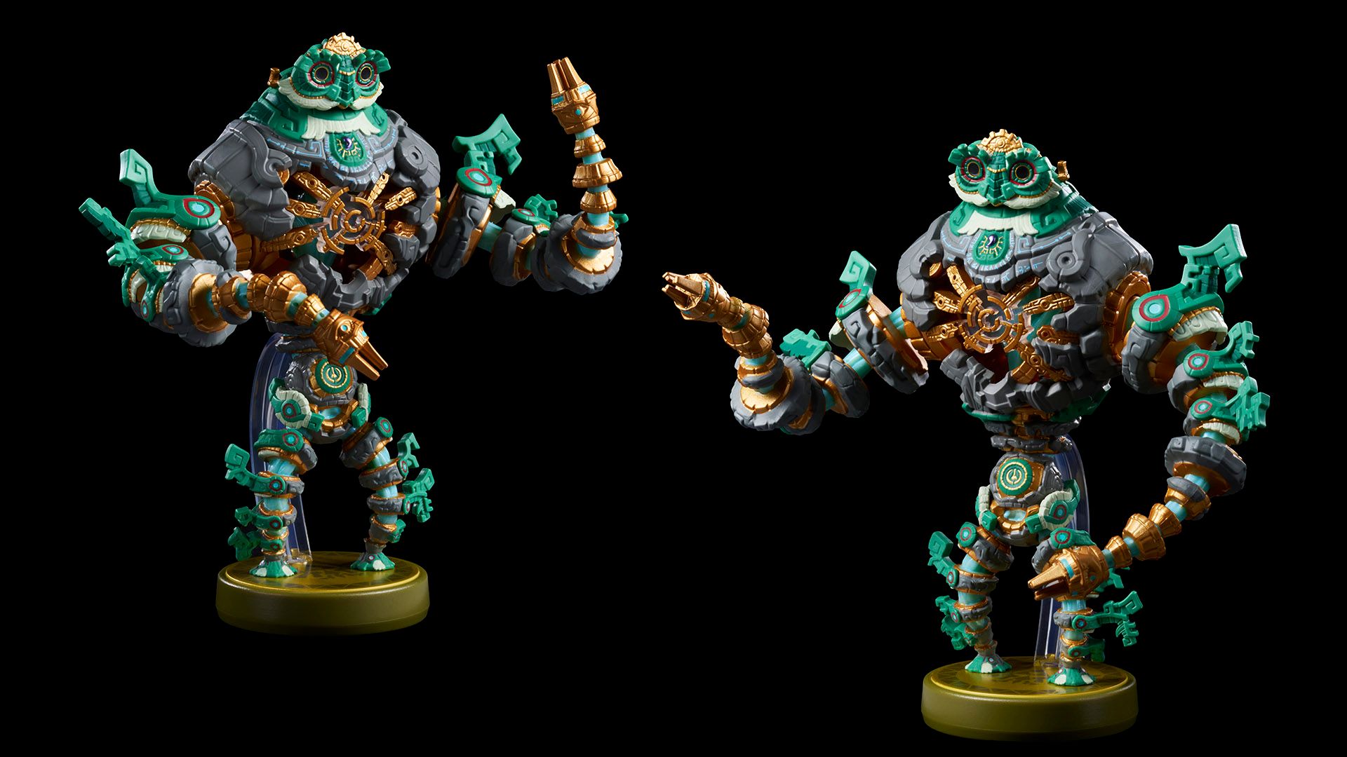 The Mineru's Construct amiibo showing off its posable arms in two different poses