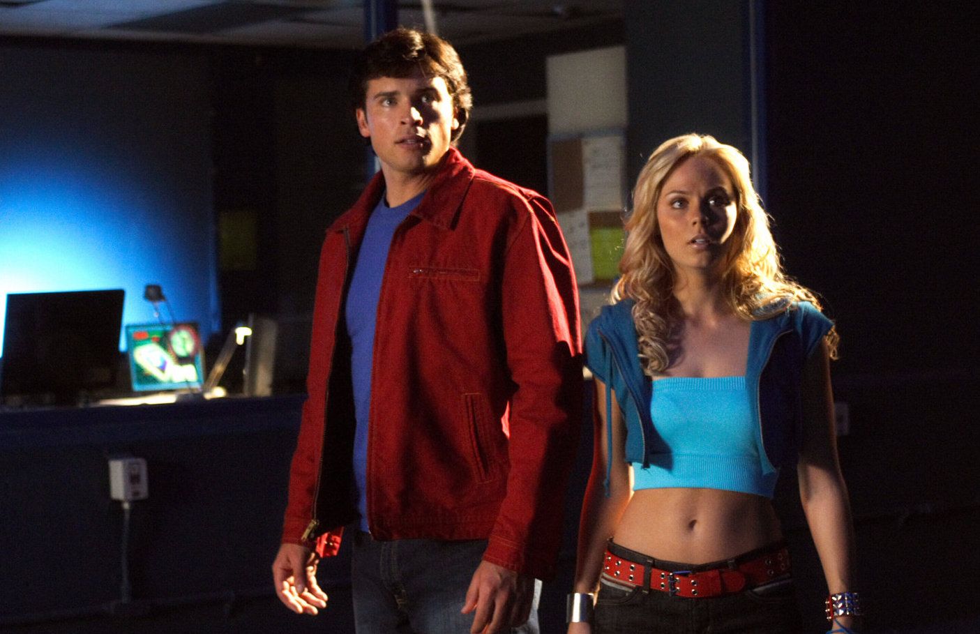 Tom Welling and Laura Vandervoort as Superman and Supergirl in Smallville