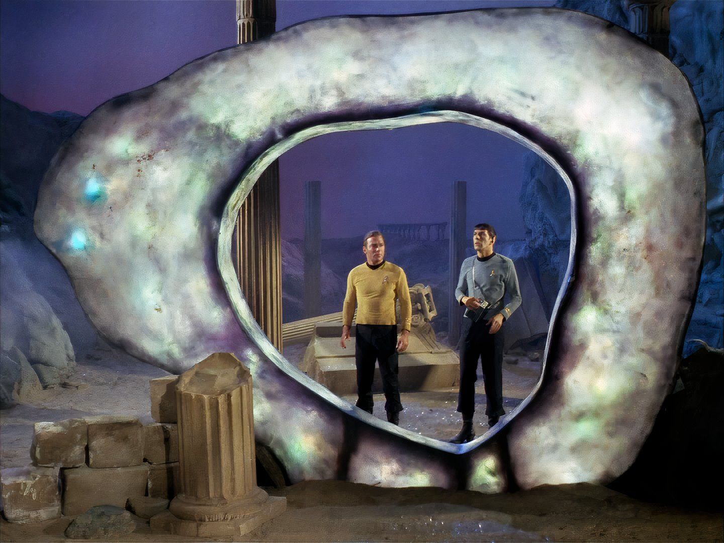 city-on-the-edge-of-forever-star-trek-kirk-spock-guardian