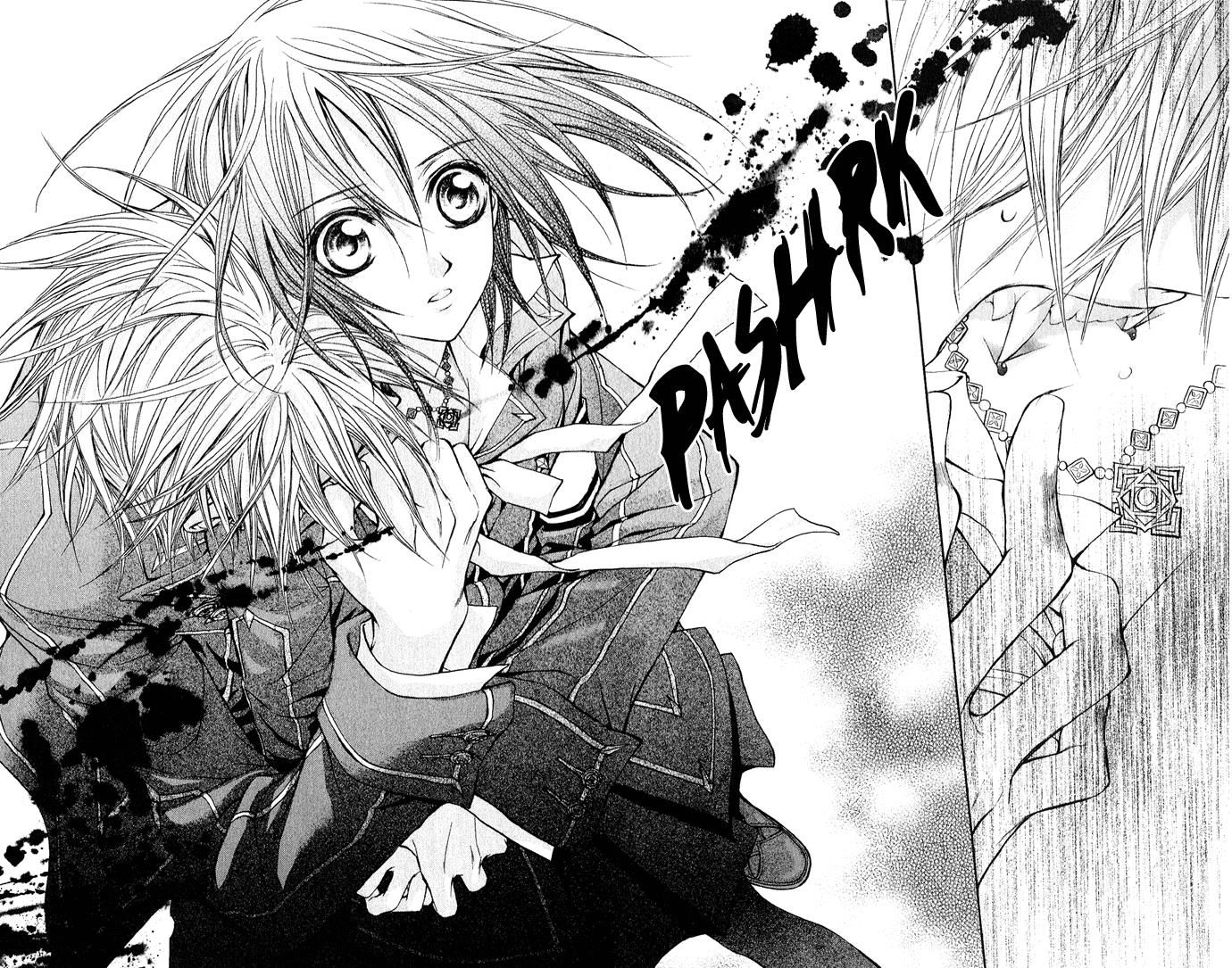 Zero bites Yuki in the Vampire Knight manga