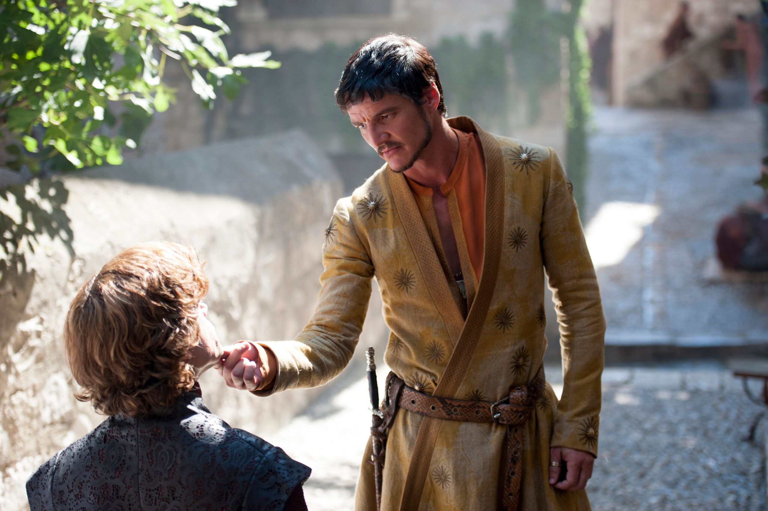 Pedro Pascal as Oberyn Martell and Peter Dinklage as Tyrion Lannister in Game of Thrones