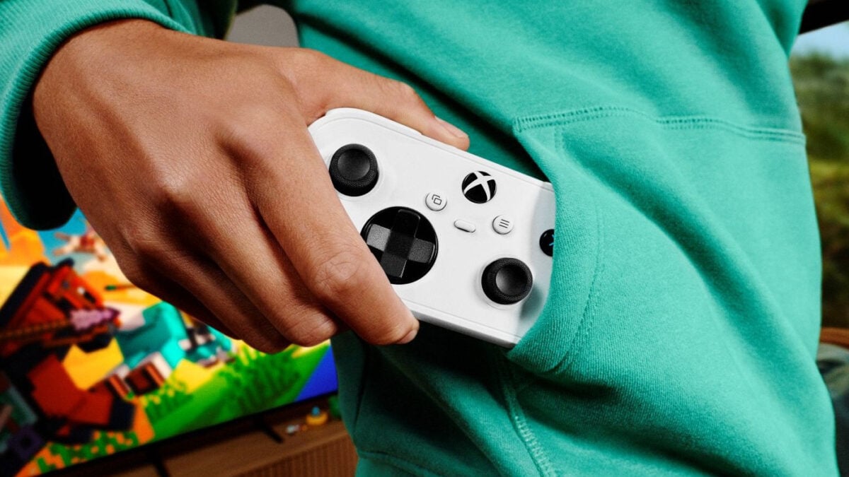 Xbox Nano Controller Is Smaller, Cheaper and Rechargeable